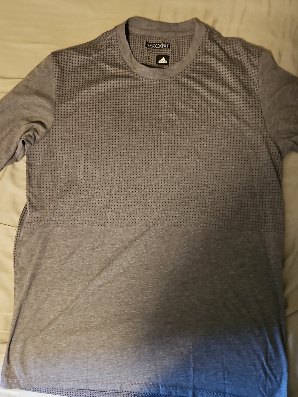 adidas Men’s Grey Long-Sleeve Aeroknit Performance Tee